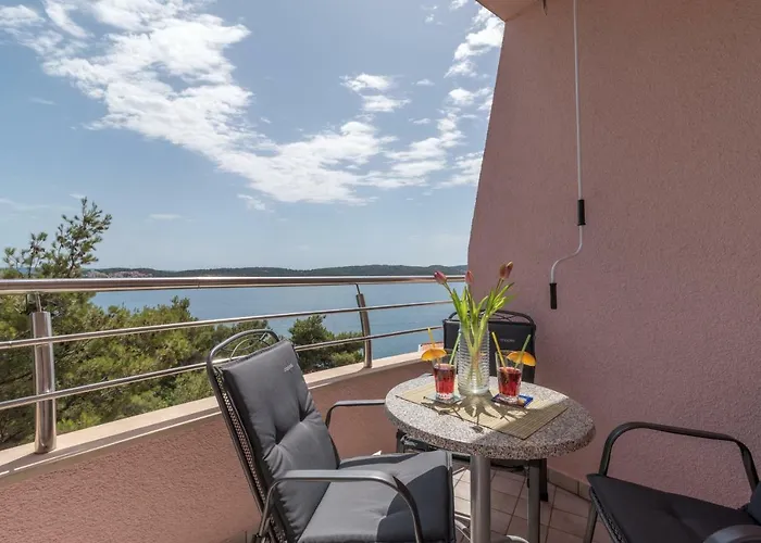 Sea View トロギール